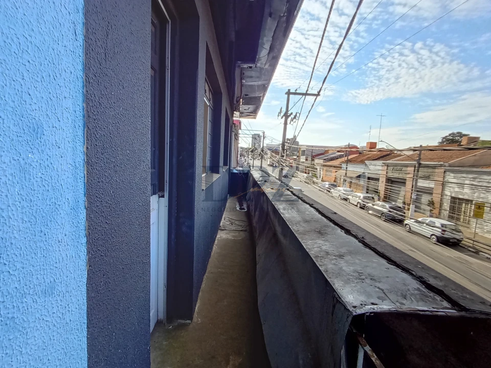 Ponto Comercial + Residência Superior  no Centro de Itapetininga