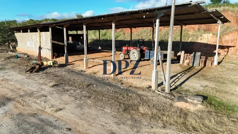 Sítio a Venda em São Miguel Arcanjo - SP.