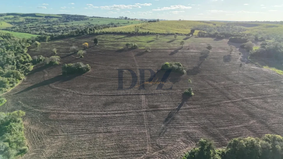 Imagens do imóveis Excelente Fazenda À Venda em Angatuba-SP