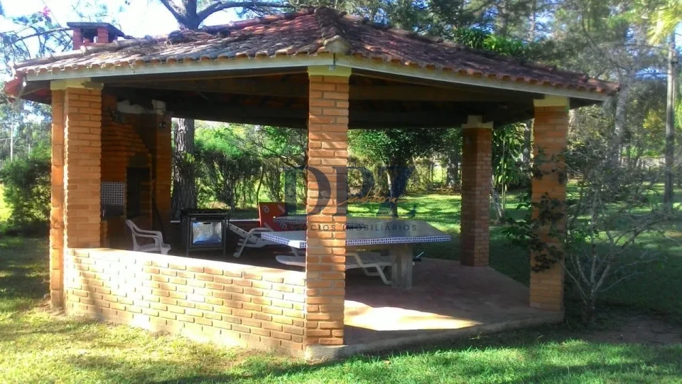CHACARA A VENDA CERCADINHO ALAMBARI