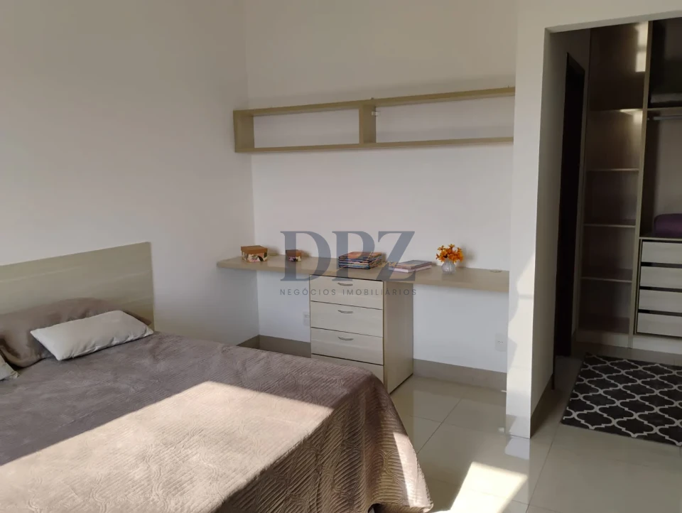 Sobrado de Alto Padrão | 299 m² Construídos | 3 Suítes | Área Gourmet