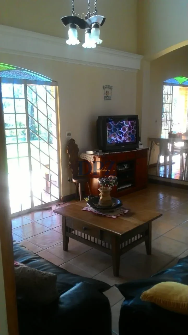 CHACARA A VENDA CERCADINHO ALAMBARI