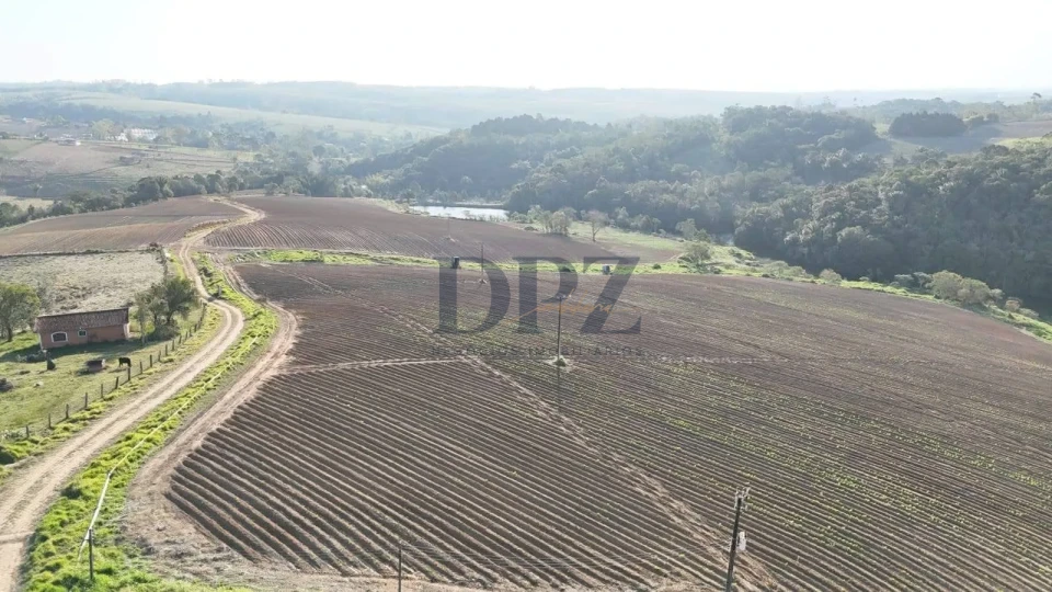 EXCELENTE FAZENDA A VENDA EM SÃO MIGUEL ARCANJO - SP