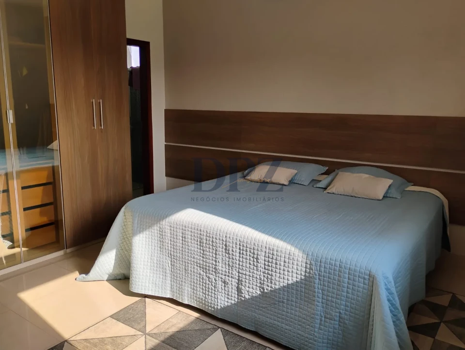 Sobrado de Alto Padrão | 299 m² Construídos | 3 Suítes | Área Gourmet