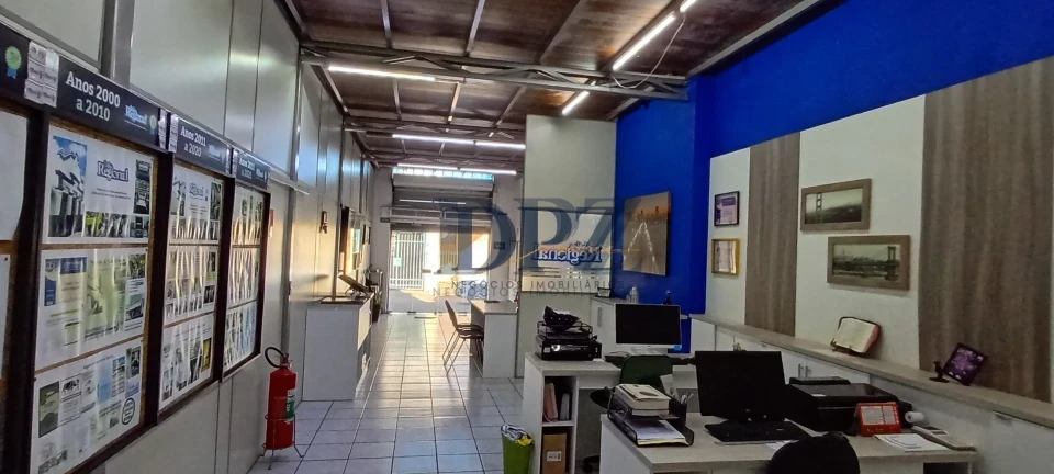 Amplo Salão de 400m² com Mezanino Estruturado