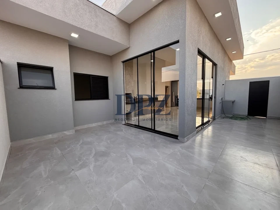 Imagens do imóveis Casa Em Condomínio À Venda E Locação Tivolli Itapetininga