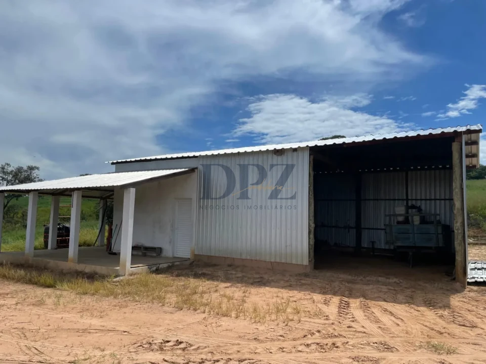 Imagens do imóveis Excelente Fazenda À Venda em Angatuba-SP