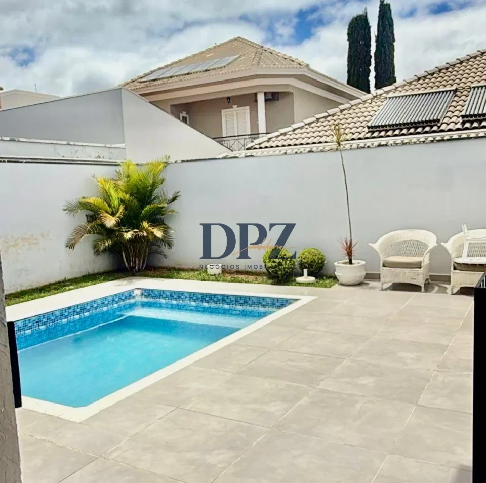 Casa em condomínio no OuroVille