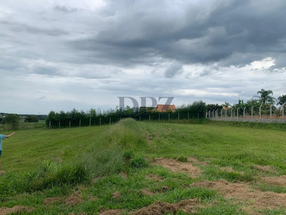 Imagens do imóveis Terreno em Condomínio À Venda - Chácaras Arumã Sarapui/SP