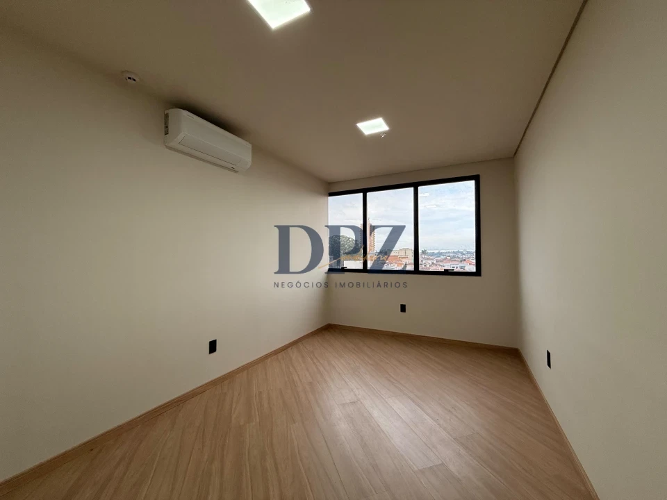LARIZZATE  BOULEVARD  & OFFICES