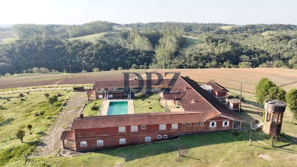 EXCELENTE FAZENDA A VENDA EM SÃO MIGUEL ARCANJO - SP