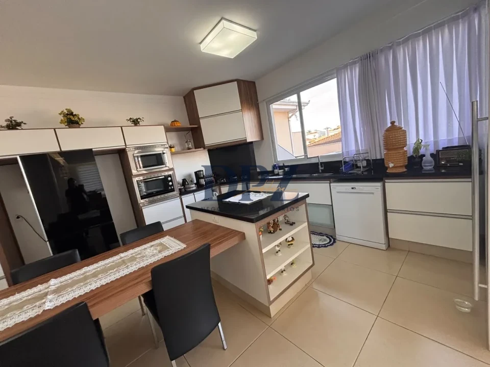 Imagens do imóveis Casa Em Condomínio À Venda Ouroville Itapetininga