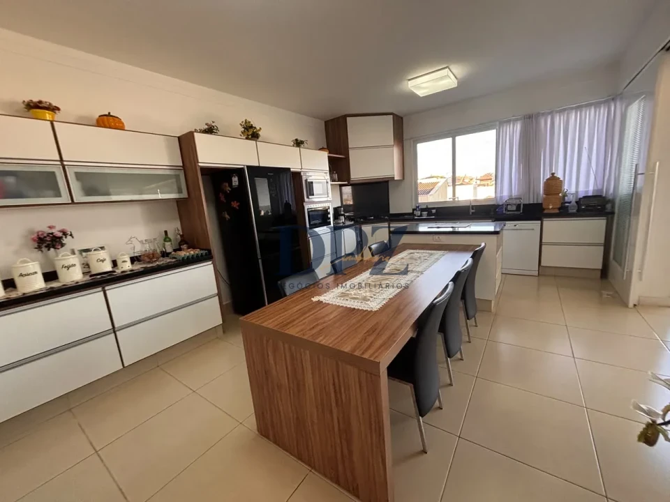 Imagens do imóveis Casa Em Condomínio À Venda Ouroville Itapetininga