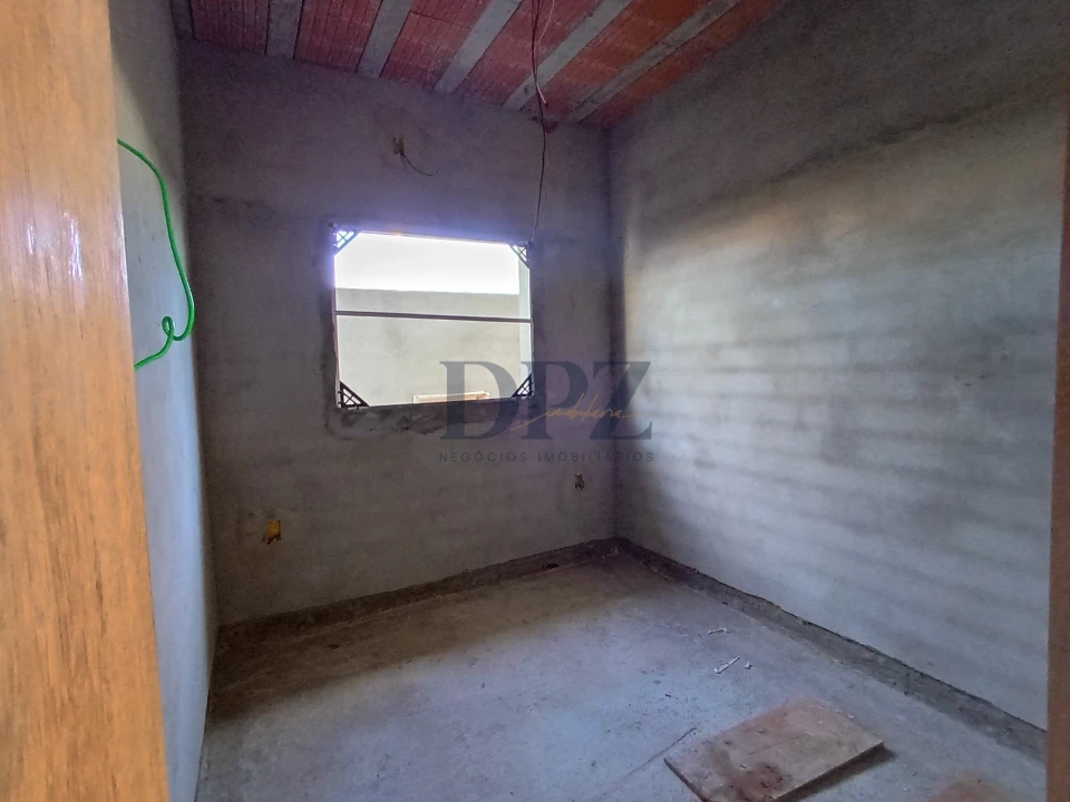 Casa em Condomínio fechado Tivolli | 3 quartos 1 suíte