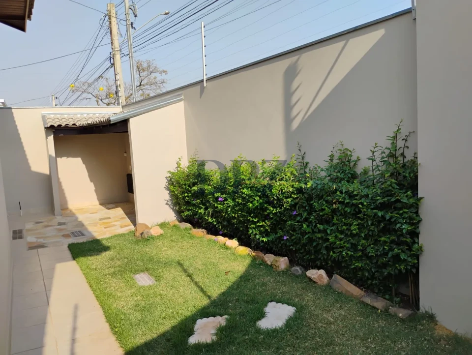 Sobrado de Alto Padrão | 299 m² Construídos | 3 Suítes | Área Gourmet