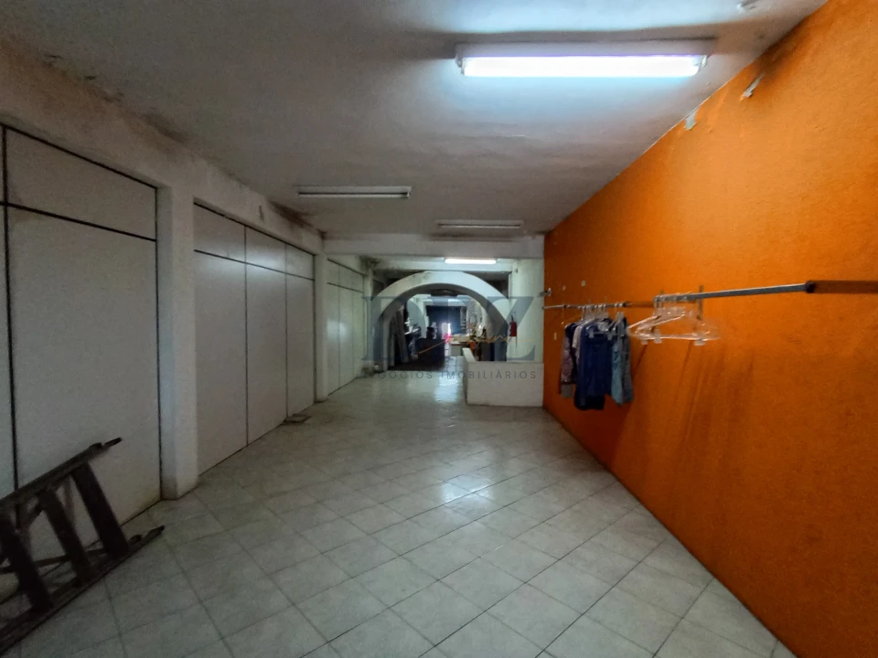 Ponto Comercial + Residência Superior  no Centro de Itapetininga