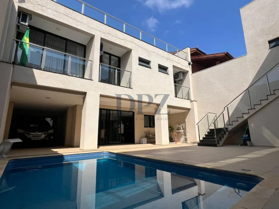 Casa contemporânea a venda no Centro | Itapetininga