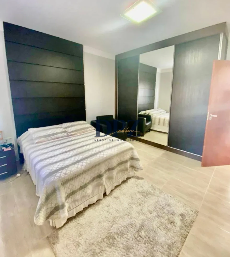 Casa em condomínio no OuroVille