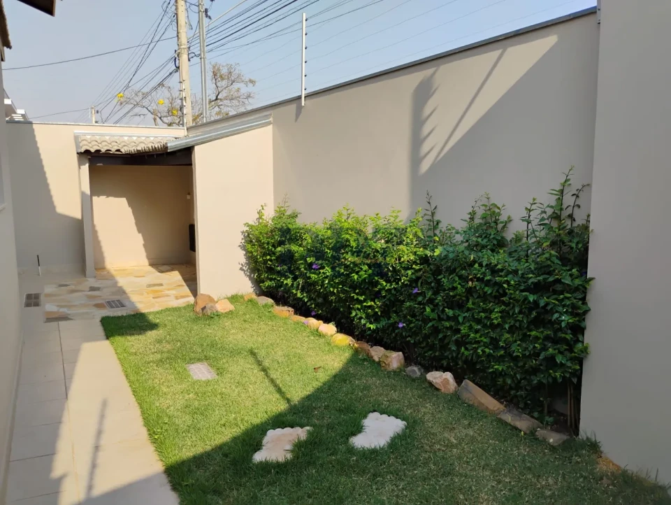 Sobrado de Alto Padrão | 299 m² Construídos | 3 Suítes | Área Gourmet