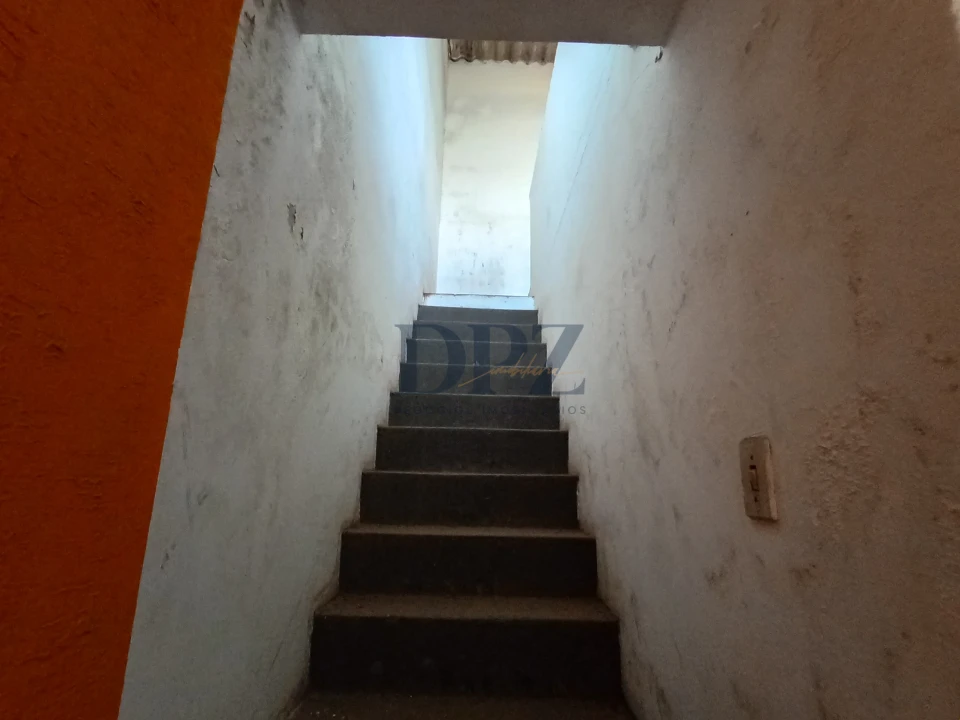 Ponto Comercial + Residência Superior  no Centro de Itapetininga