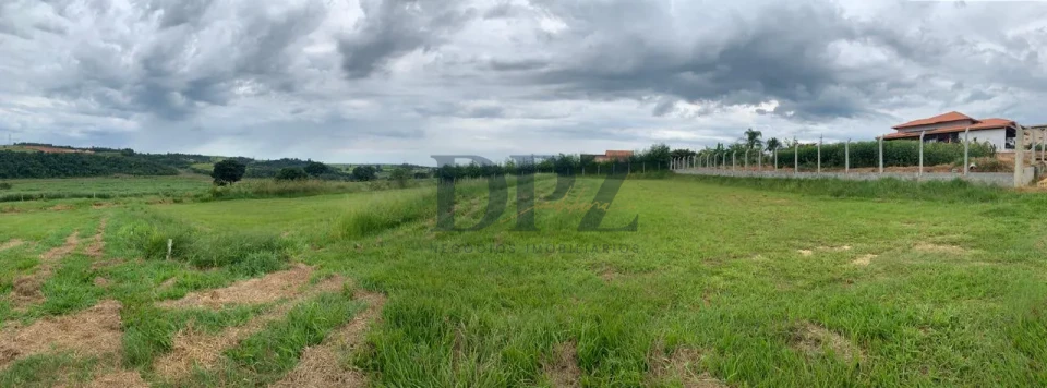 Imagens do imóveis Terreno em Condomínio À Venda - Chácaras Arumã Sarapui/SP
