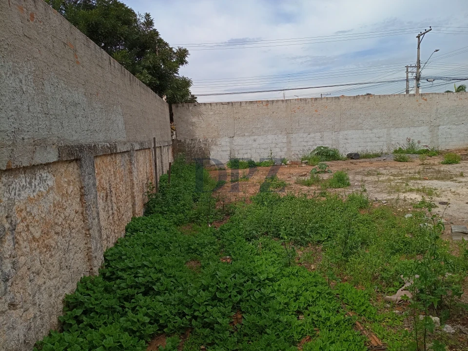 Galpão Comercial + Amplo Terreno + Casa fundos | Centro de Itapetininga