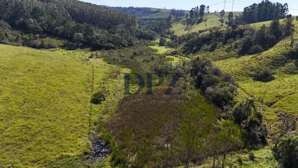 Imagens do imóveis Fazenda/Sítios/Chácaras À Venda Centro São Miguel Arcanjo