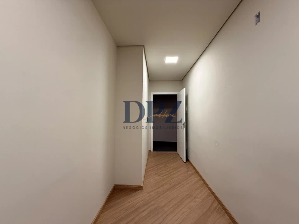 LARIZZATE  BOULEVARD  & OFFICES