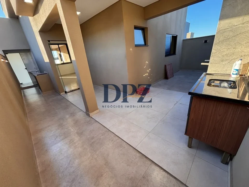 Imagens do imóveis Casa Em Condomínio À Venda Tivolli Itapetininga