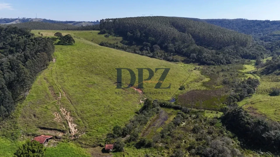 Imagens do imóveis Fazenda/Sítios/Chácaras À Venda Centro São Miguel Arcanjo