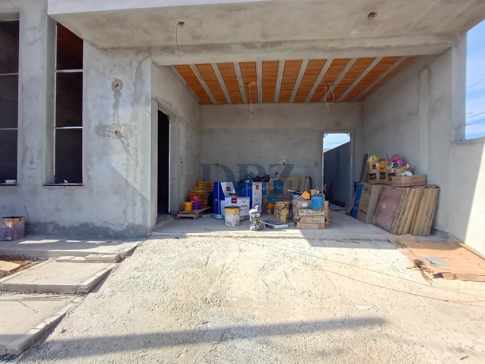 Casa em Condomínio fechado Tivolli | 3 quartos 1 suíte