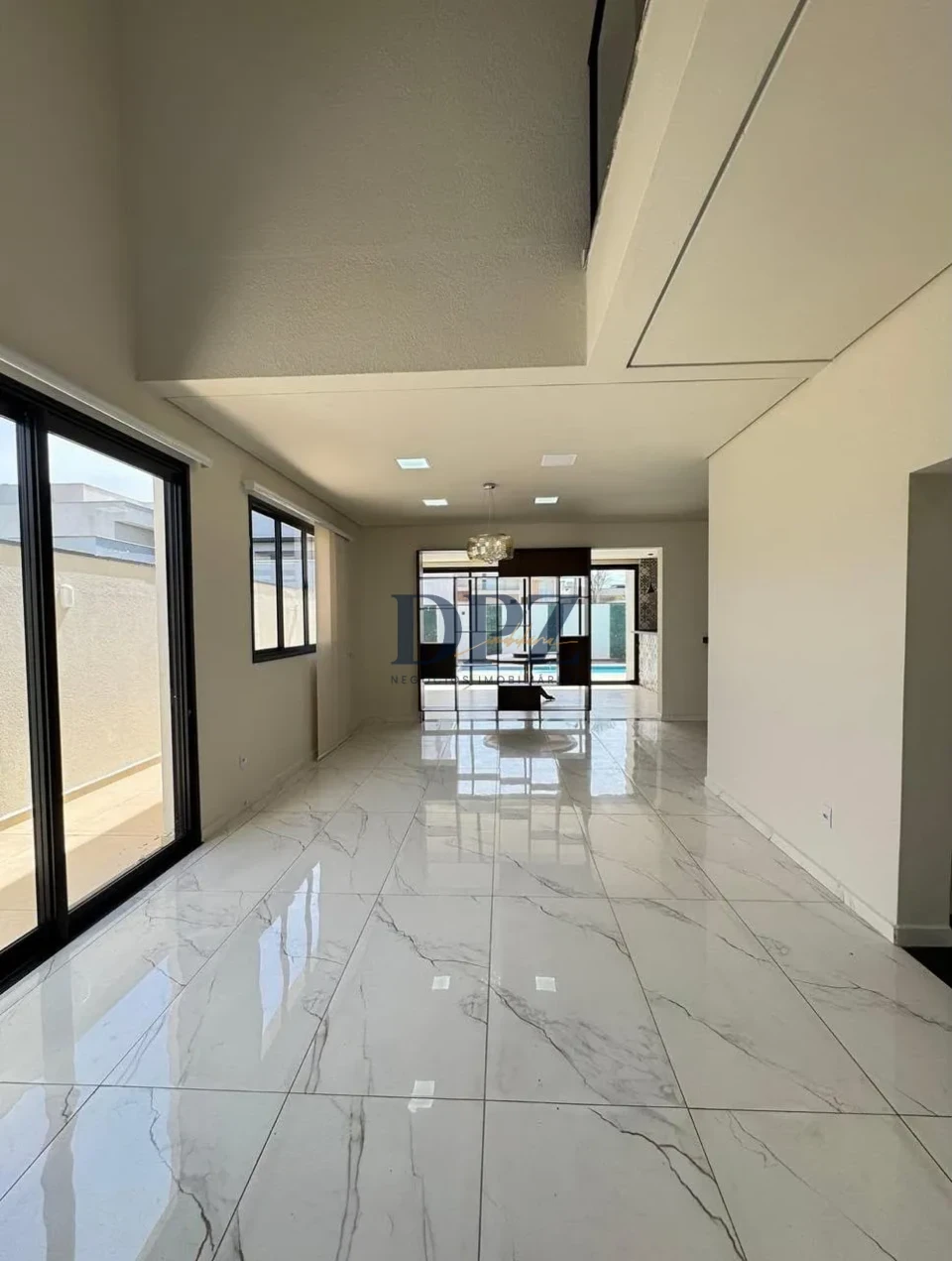 Imagens do imóveis Casa Em Condomínio À Venda Golden Ville Itapetininga