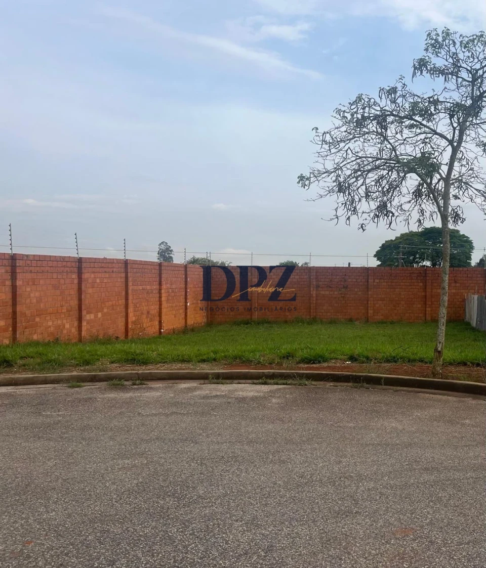 Imagens do imóveis Terreno À Venda no Condomínio Golden Ville Itapetininga