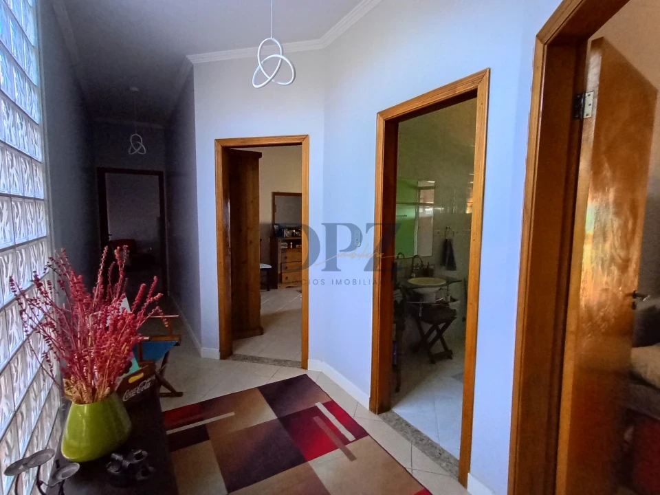 Casa estilo chácara com piscina, gourmet e 4 vagas