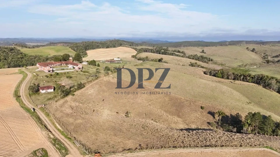 EXCELENTE FAZENDA A VENDA EM SÃO MIGUEL ARCANJO - SP