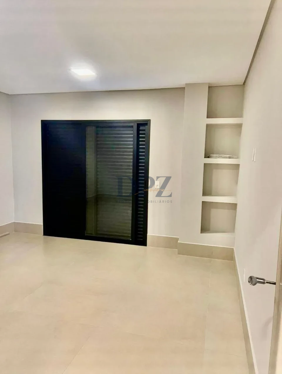 IMÓVEL A VENDA CONDOMÍNIO OUROVILLE