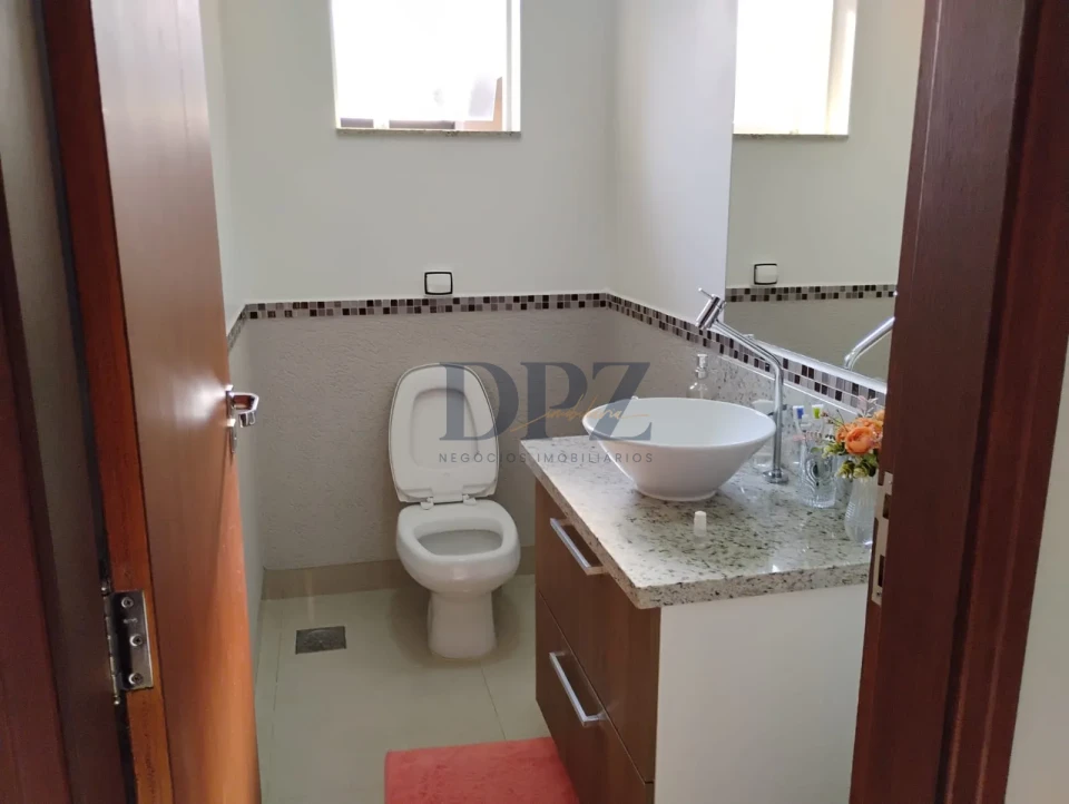 Sobrado de Alto Padrão | 299 m² Construídos | 3 Suítes | Área Gourmet