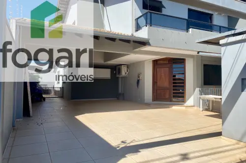 SOBRADO ALTO PADRÃO ZONA LESTE PRÓXIMO AO HU E AV ROBERT KOCH