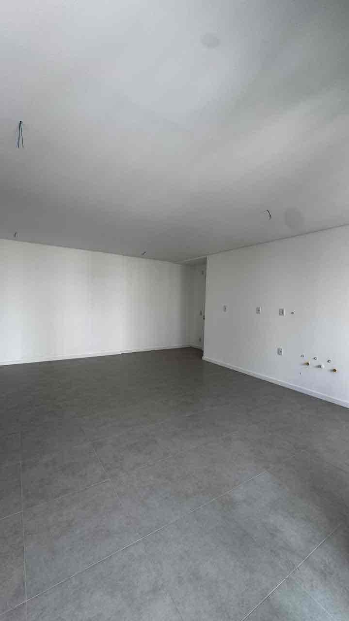 Apartamento Á Venda Sense  Londrina