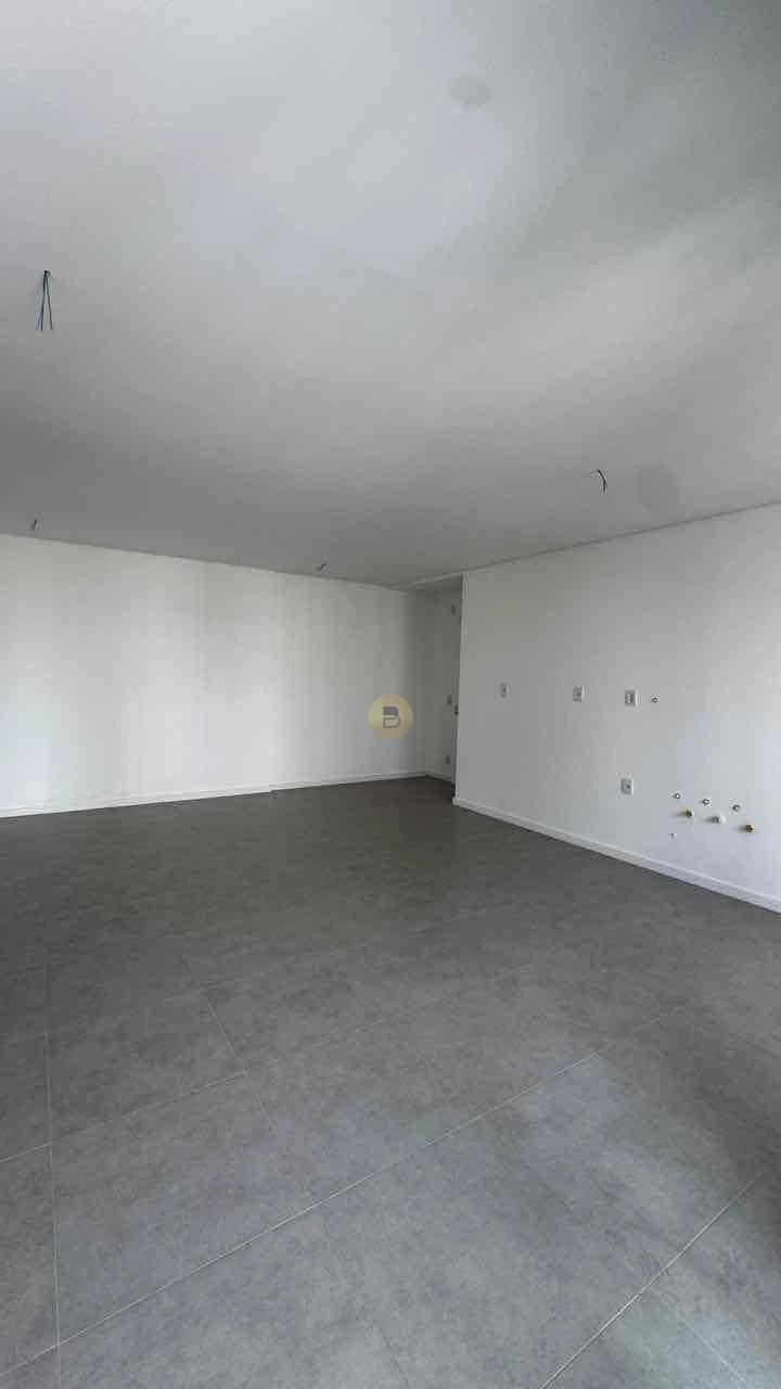 Apartamento Á Venda Sense  Londrina