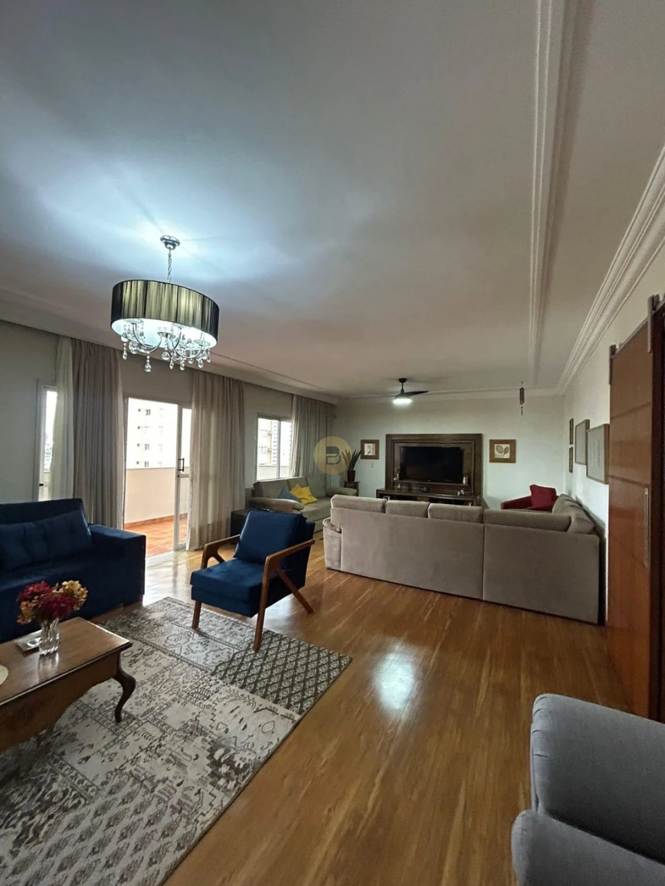 Apartamento Á Venda Edificio Daunak Londrina