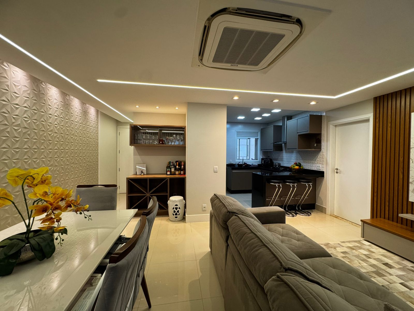 Apartamento Á Venda Kensington Gardens Londrina