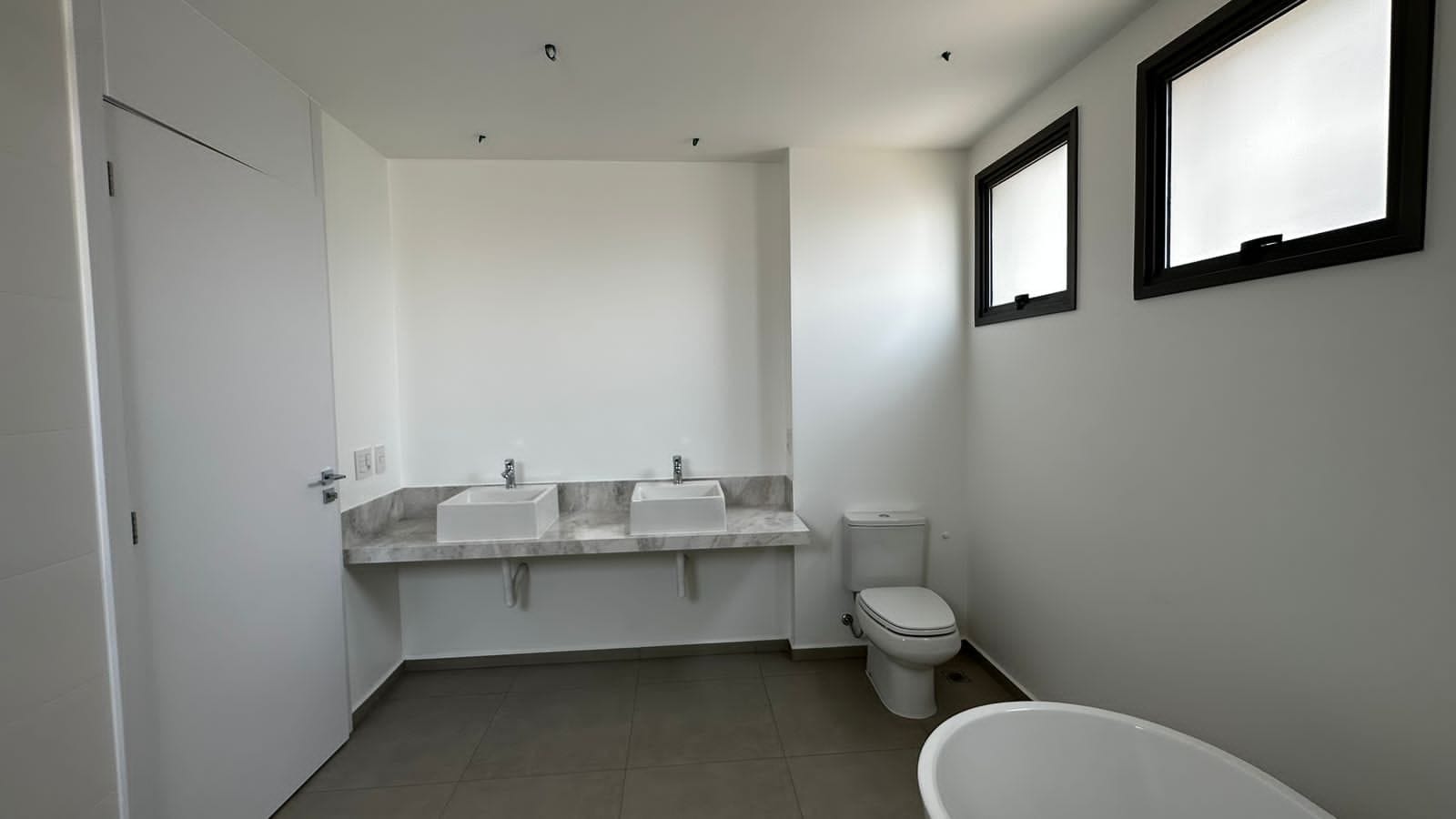 Apartamento Á Venda Epic  Londrina