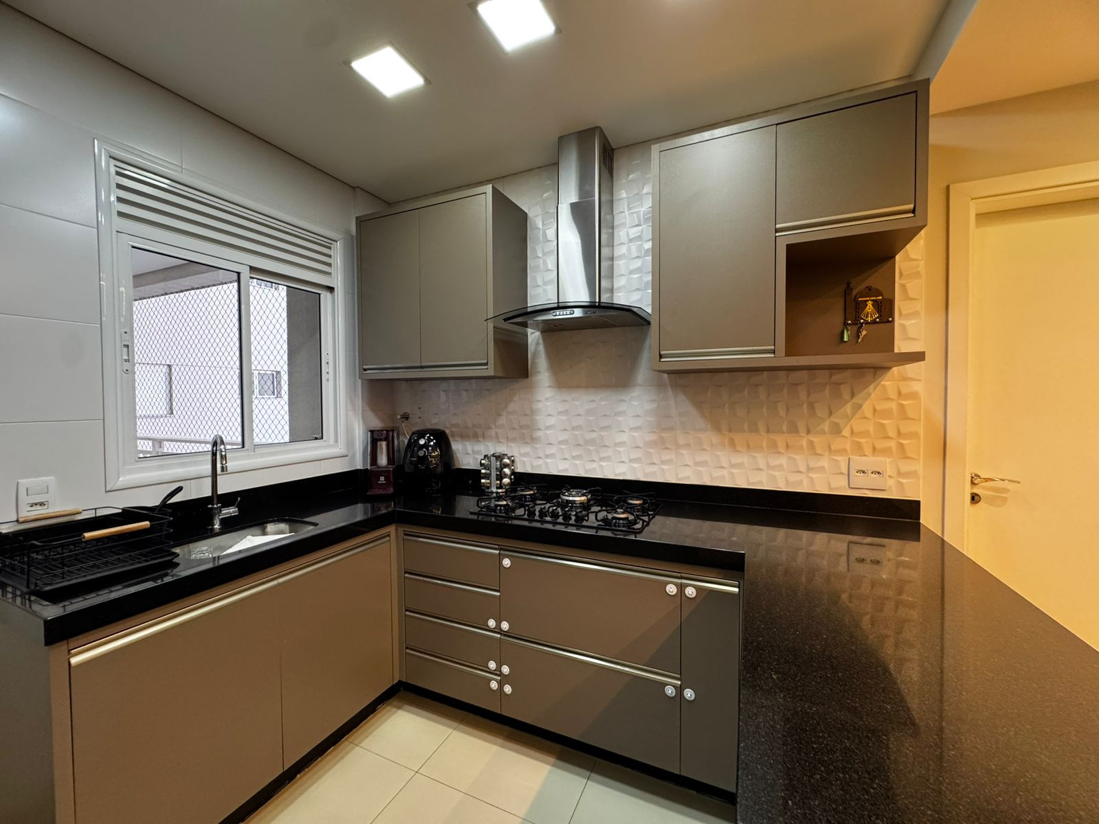 Apartamento Á Venda Kensington Gardens Londrina