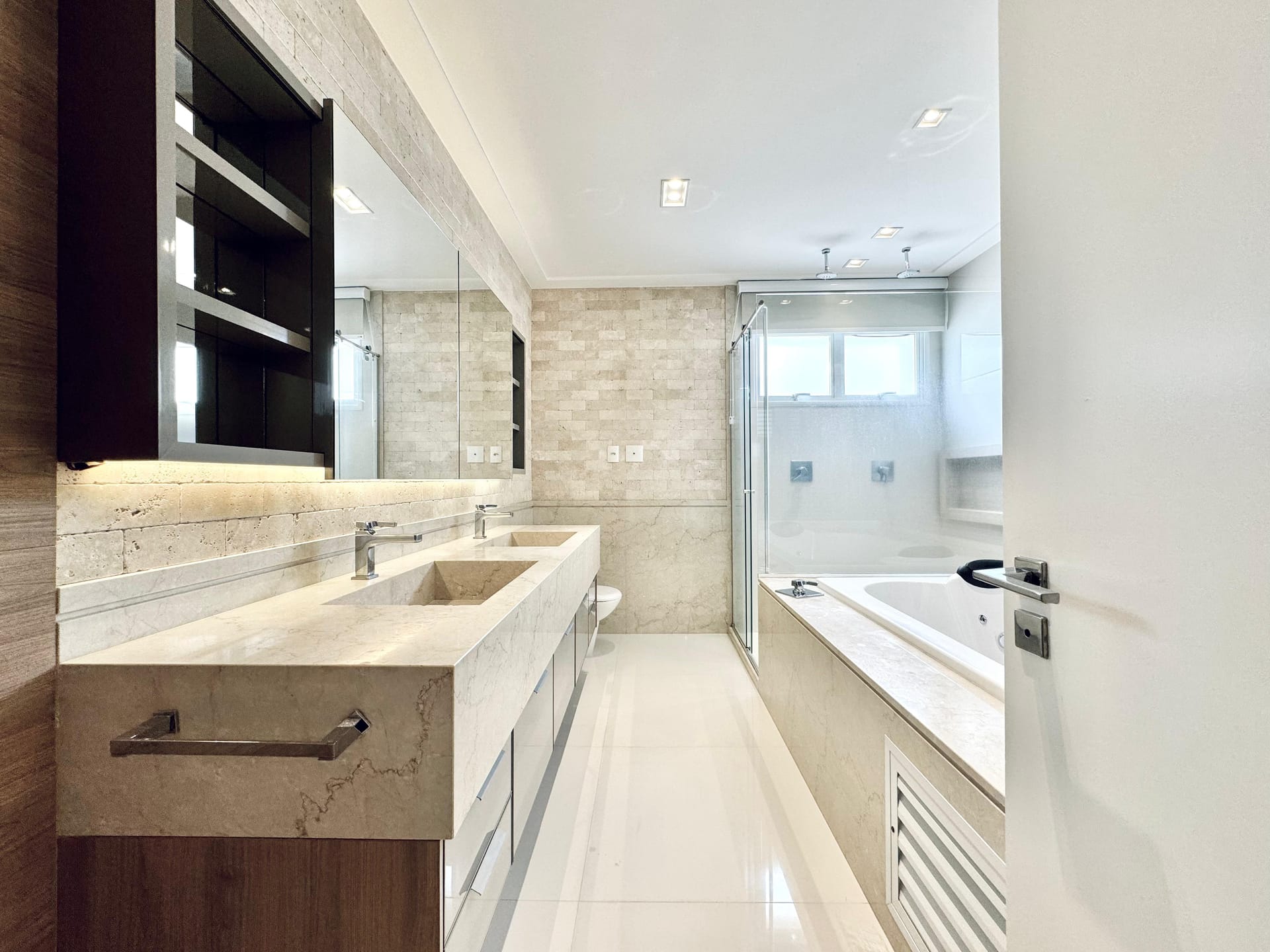 Apartamento Á Venda Le Blanc  Londrina