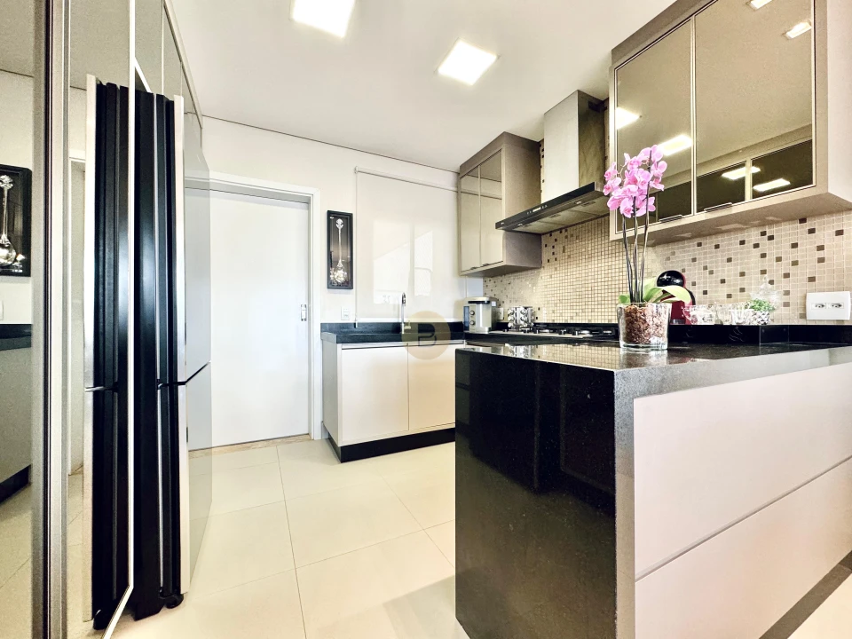 Apartamento Á Venda Kensington Gardens Londrina