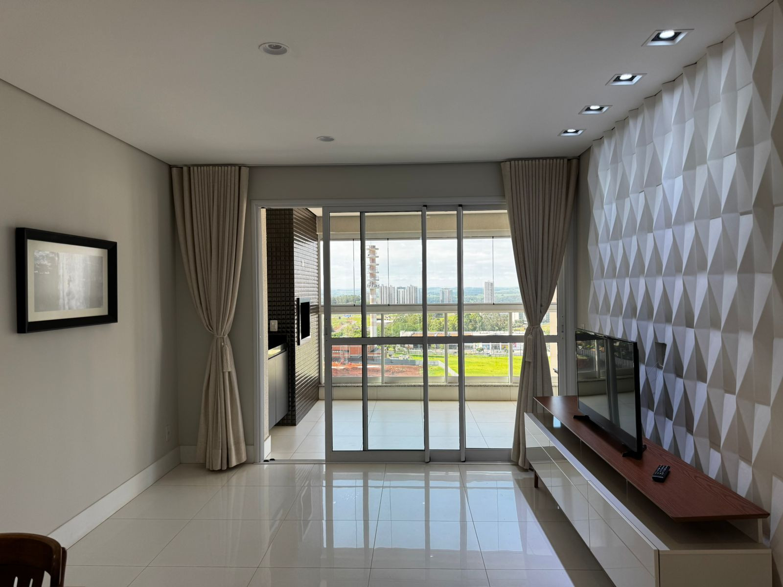 Apartamento Para Alugar Chelsea Towers Londrina