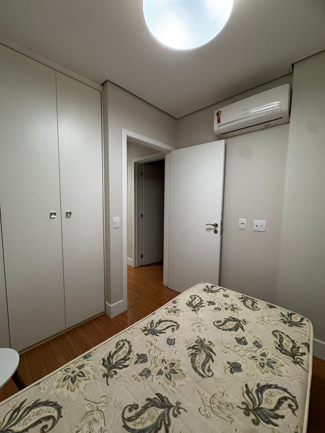 Apartamento Para Alugar Chelsea Towers Londrina