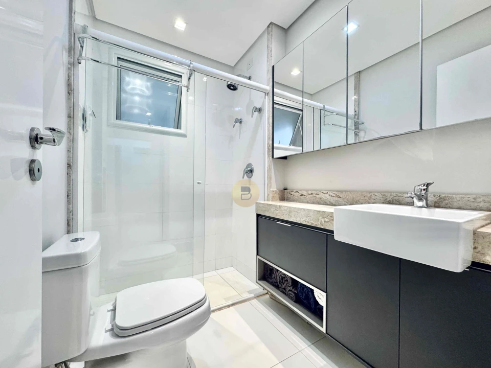 Apartamento Á Venda Chelsea Towers  Londrina