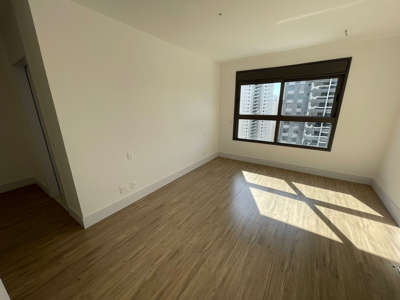 Apartamento Á Venda Lumini  Londrina